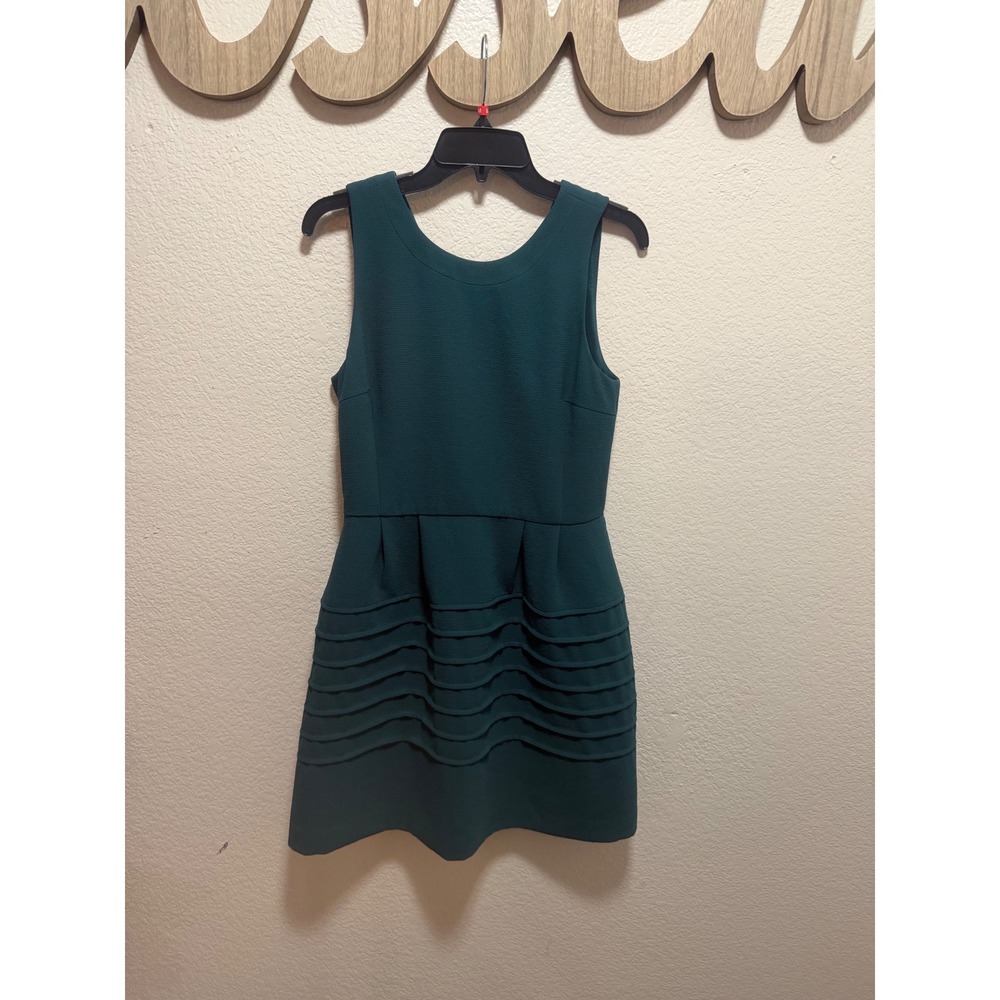 Madewell Forest Green Tiered Scallop Crepe Mini Dress Sleeveless V-Back Size 8